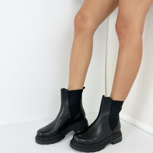 anfibi-pelle-nero-con-tacco-comodo-de-caro-calzature-1