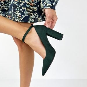 decollete-camoscio-verde-con-cinturino-alla-caviglia-de-caro-calzature-3