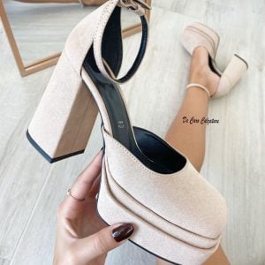 salones-moda-con-doble-meseta-nude-de-caro-calzature-1