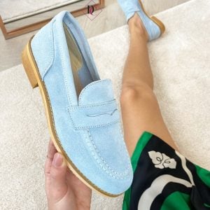 mocassins-en-cuir-daim-bleu ciel-de-caro-calzature-1