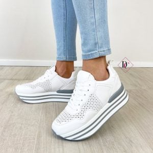 sneakers-bianche-eco-pelle-traforate-con-zeppa-de-caro-calzature-1