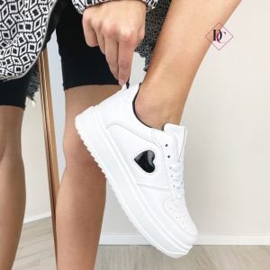 sneakers-bianche-giornaliere-con-cuore-nero-de-caro-calzature-3
