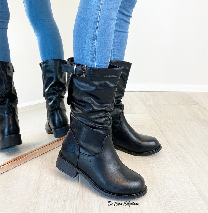 IF Stivali Donna Western Con Frange E Gambale Largo – Modello GA055, Punta Affusolata E Tacco Sottile – Per Un Look Boho Chic E Casual
