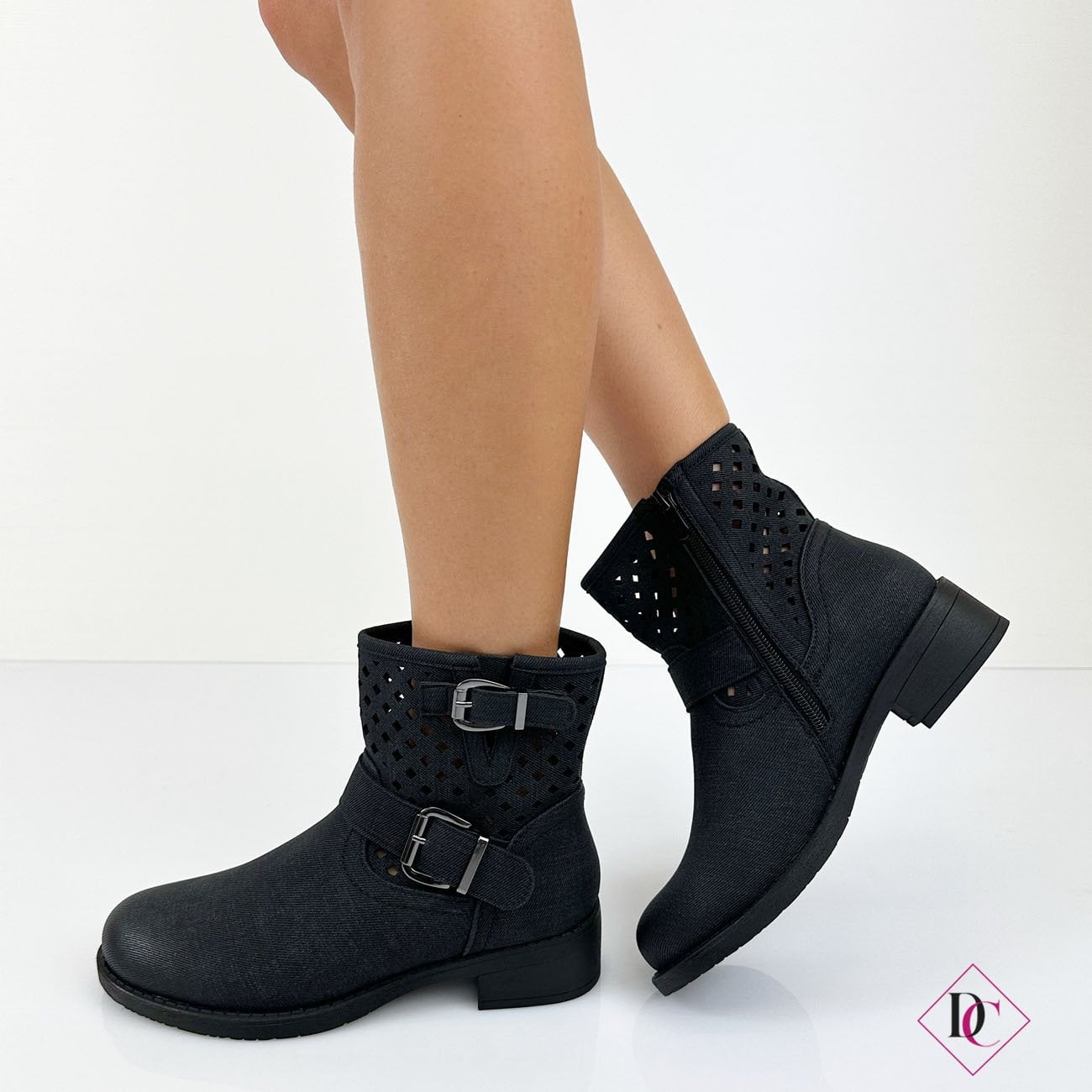 Stivaletti neri con fibbie e tacco basso in gomma ALESYA | Scarpe&Scarpe