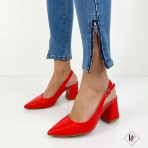 décolleté chanel rosso con tacco largo de caro calzature