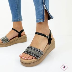 sandali neri con zeppa comoda e cinturino alla caviglia de caro calzature 2