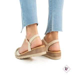 sandalias beige con cuña suave en memoria antisudor de caro calcio (1)