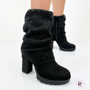 tronchetto elegante nero camoscio con tacco alto e plateau de caro calzature 1
