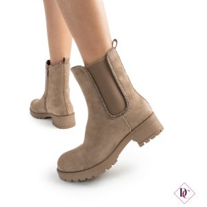 stivaletti camoscio khaki tacco comodo con elastico e zip de caro calzature (2)