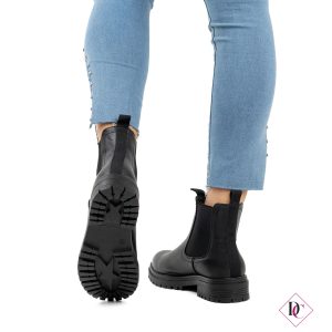 stivaletti neri tacco basso beatles con elastici laterali de caro calzature (4)