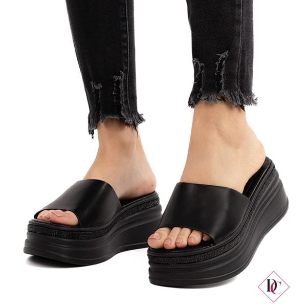 sandali neri con zeppa comoda sabot con strass de caro calzature (4)