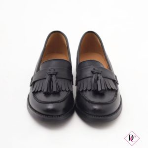 mocassini neri con frange tacco basso de caro calzature 5