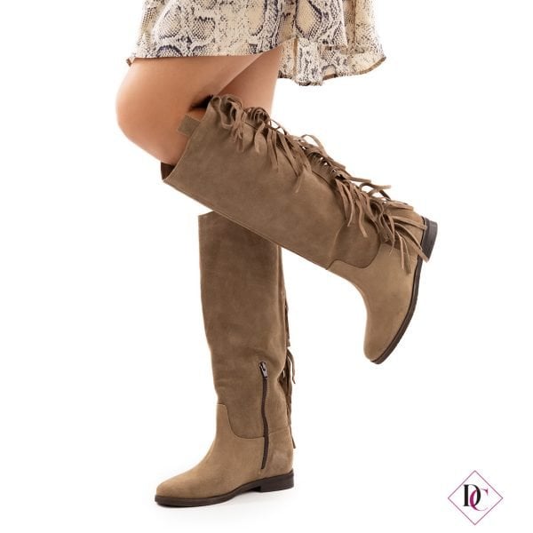 stivali camperos camoscio tortora con frange zeppa interna de caro calzature (4)