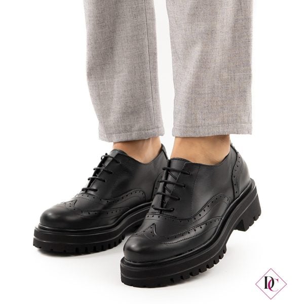 elegant sneakers in genuine black English leather from De Caro footwear (4)