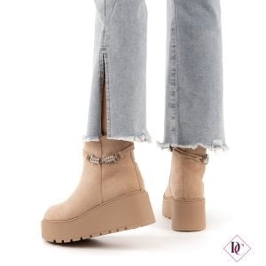 stivali scamosciati alla caviglia con zeppa khaki de caro calzature (1)