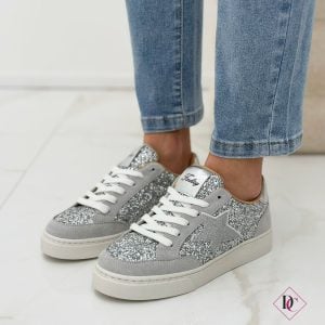 Sneakers Tolstoj eleganti limited edition con stella e strass