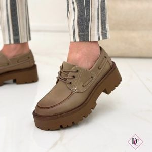 mocassini barca con tacco comodo khaki de caro calzature (1)
