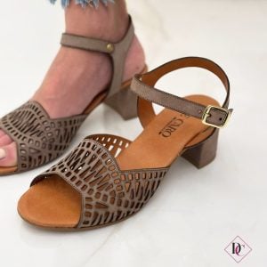 Sandali Velar con tacco medio vera pelle con taglio laser