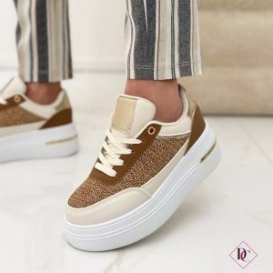 sneakers beige eleganti con zeppa alta in gomma de caro calzature (3)
