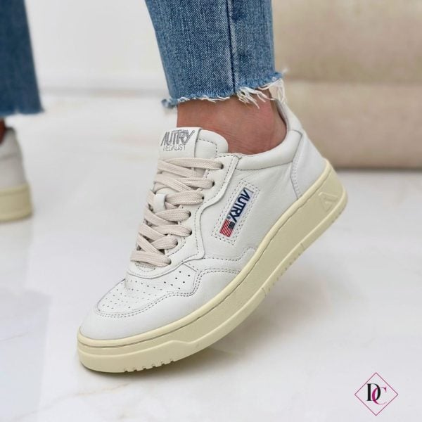 Sneakers Autry Reverse edizione limitata bianco pelle de caro calzature (5)