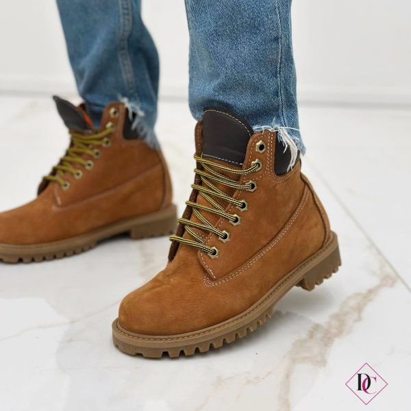 anfibi camel con lacci tacco basso vera pelle nabuk de caro calzature (2)