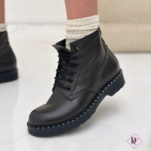 Niedrige Stiefeletten aus echtem dunkelbraunem Leder mit Nieten von De Caro Footwear (5)