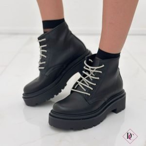 anfibi neri vera pelle con lacci di strass tacco basso de caro calzature (7)