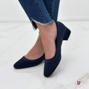 décoletté camoscio blu tacco basso comodo de caro calzature (1)