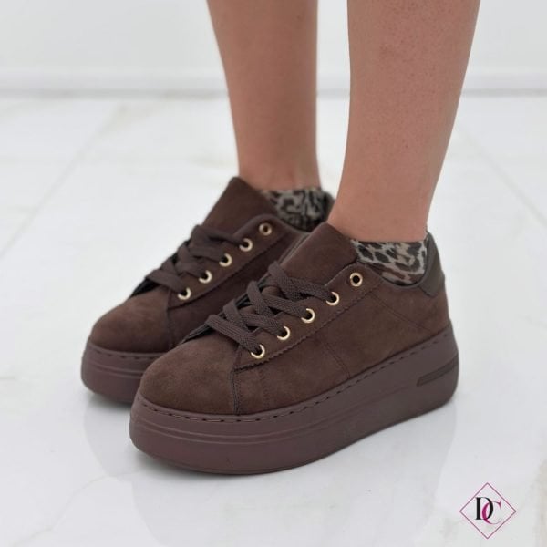 sneakers camoscio marrone comode con zeppa alta de caro calzature (3)