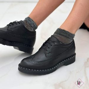 sneakers eleganti nere inglesine Brogue vera pelle borchiette de caro calzature (5)