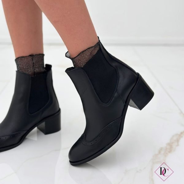 tronchetti Beatles stivaletti con tacco comodo nero vera pelle de caro calzature (6)