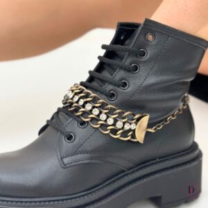 anfibi Kian con tacco comodo e gioielli artigianali vera pelle de caro calzature (2)