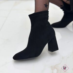tronchetto nero camoscio elasticizzato caviglia tacco comodo de caro calzature (1)
