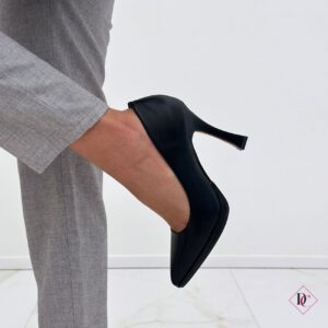 décolleté eleganti a punta pelle nero con tacco alto e plateau de caro calzature (1)