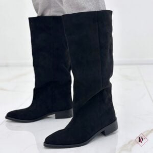 stivali camoscio nero con tacco basso gambale largo curvy de caro calzature (3)