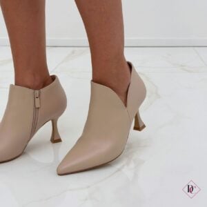 tronchetto nude con tacco alto a rocchetto elegante de caro calzature (4)